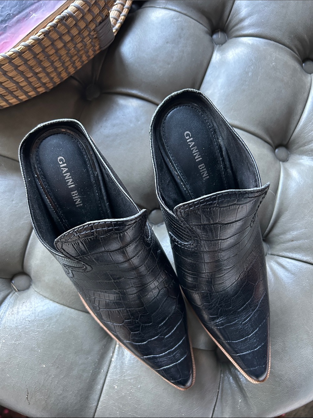 Gianni Bini Black Croc-Embossed Pointed Slip-On Mules